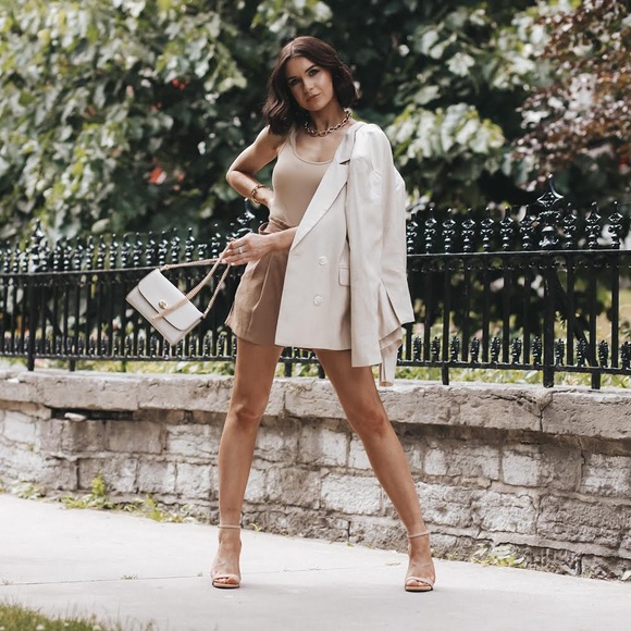 ❤️HP❤️Ribbed Bodysuit-Tan - Picture 3 of 9